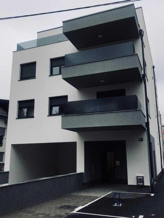 Jacuzzi Apartment Code 96 Zagreb Dış mekan fotoğraf